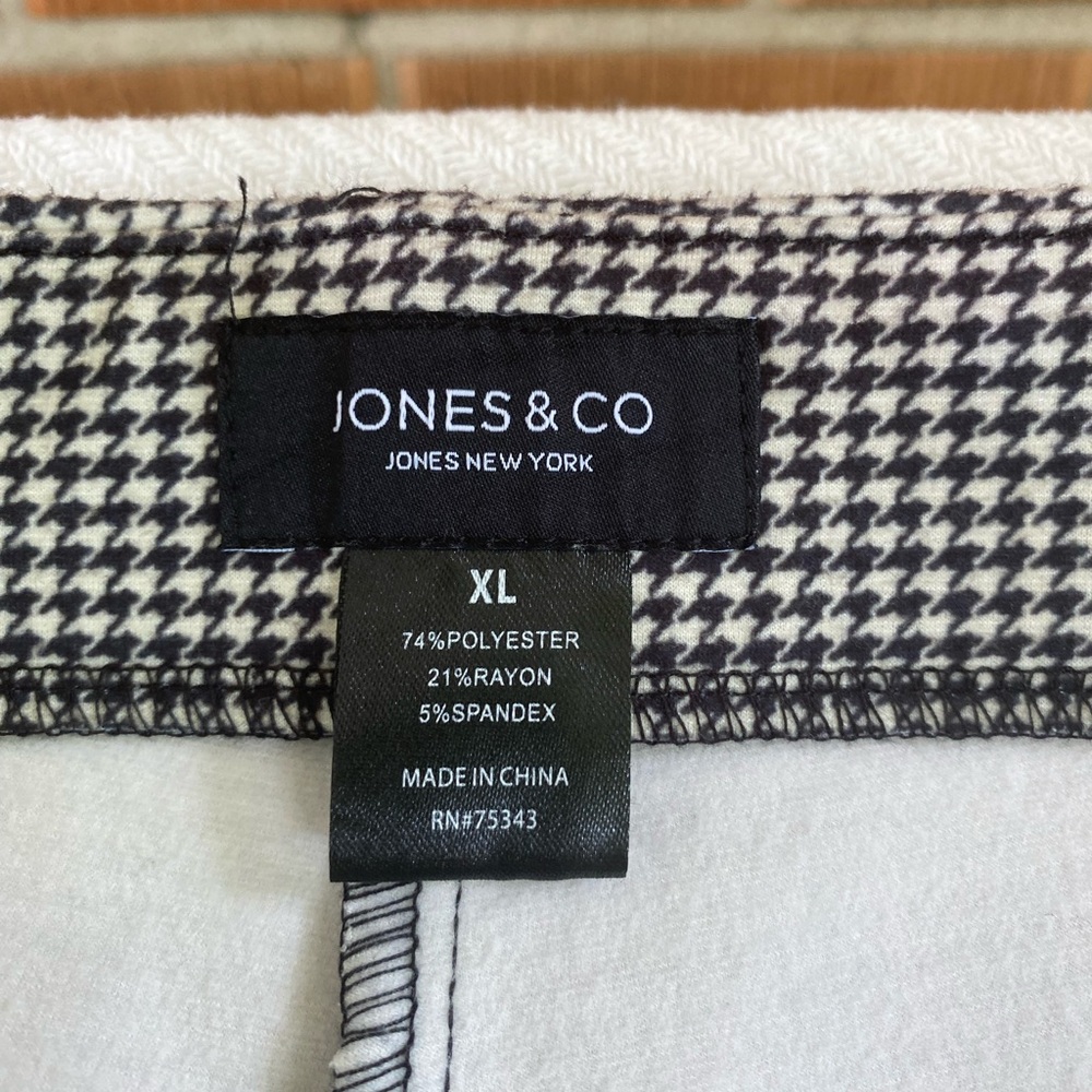Jones New York Wide Leg Black and White Pants - Picture 2 of 7